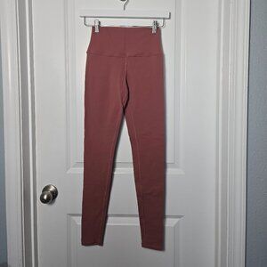 ALO Yoga High Waist Airbrush Leggings 28" - XS Dark Rose